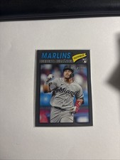 Heriberto Hernandez 2026 Topps Heritage - Dark Gray Border RC #323 Marlins
