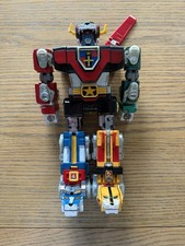 Vintage Matchbox  1981 Die Cast VOLTRON Red working firing mechanism.