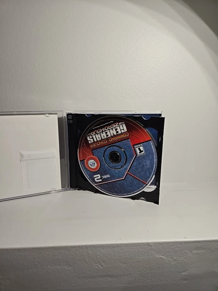 Command & Conquer: Generals -- Zero Hour (PC, 2003) 2 Discs & inserts - Image 2 of 4