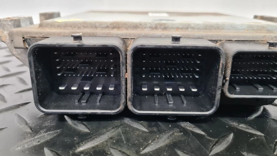 Ford Transit Mk7 2.2 Tdci Fwd Drfa Drfb Drfc Drfd Ecu 1816918 CC11-12A650-AB - Image 4 of 4