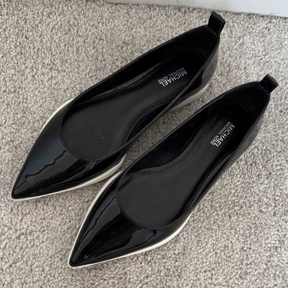 Michael Kors Black Patent Leather w/White Sole Pointed Ballet Flats - Size 6.5