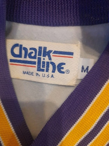 Vintage LA Lakers NBA Chalkline Satin Jacket Medium Made In USA - Picture 5 of 5