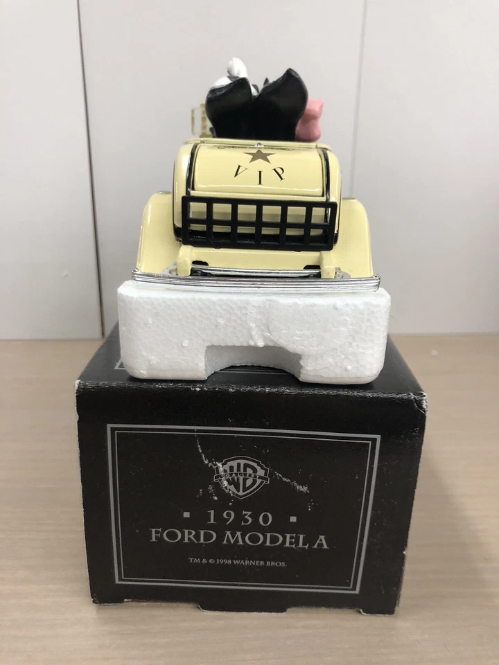 ERTL WB Warner Bros 1930 Ford Modelo A Pepe Pepe Le Pew Penélope Diecast Car 1998 Foto 4 de 4