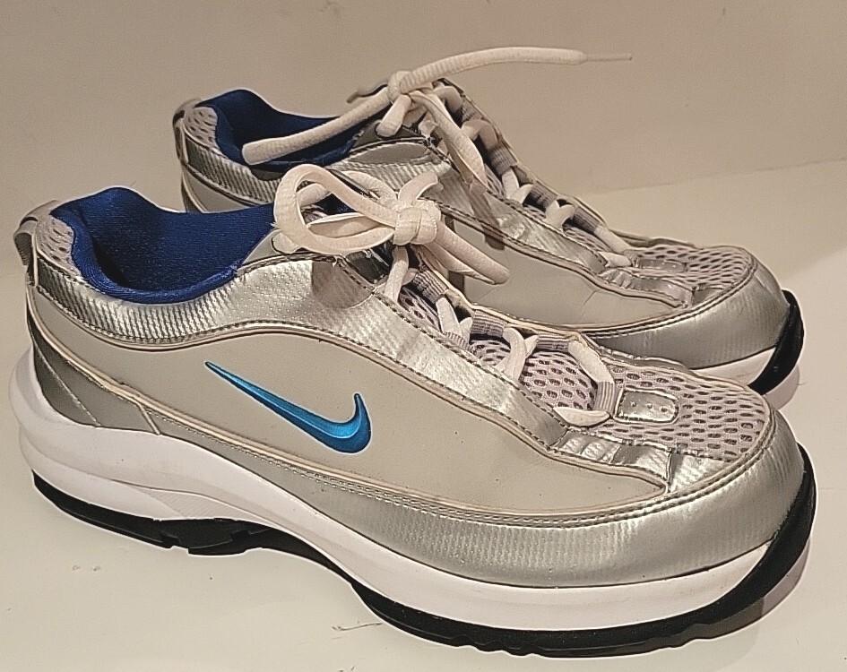 Soft Spikes Youth 5y White Silver Blue. Excellent!
