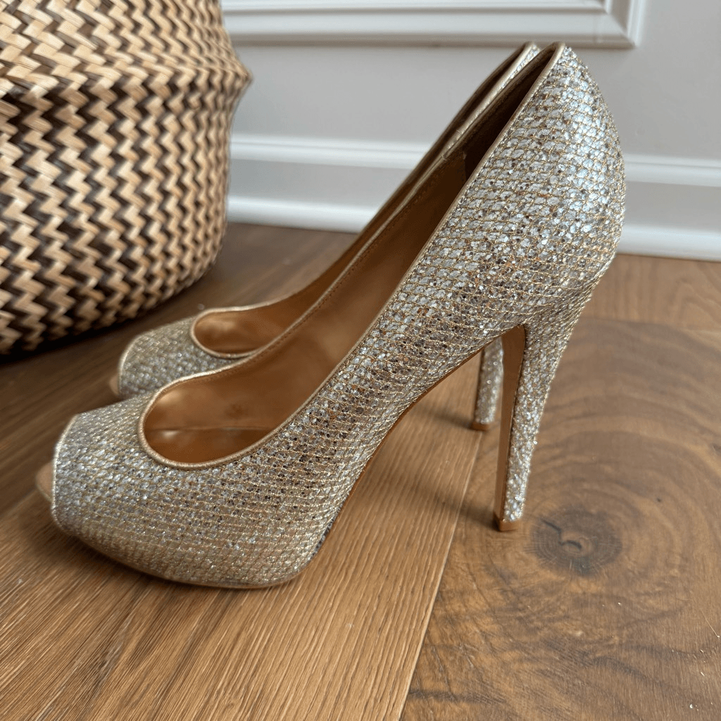 Badgley Mischka Humbie II Glitter Peep Toe Heel Gold Silver