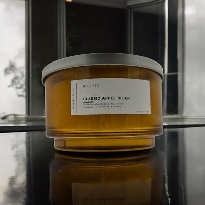 Classic Apple Cider Small Batch Artisan Scented Candle No / 173 Orig Formula
