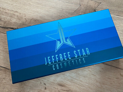 Jeffree Star Cosmetic Blue Blooded 