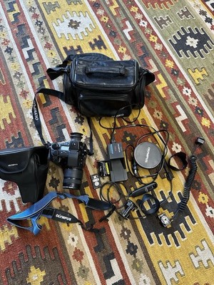 Olympus Camedia E-20N 5MP Digital Camera w/ Accessories