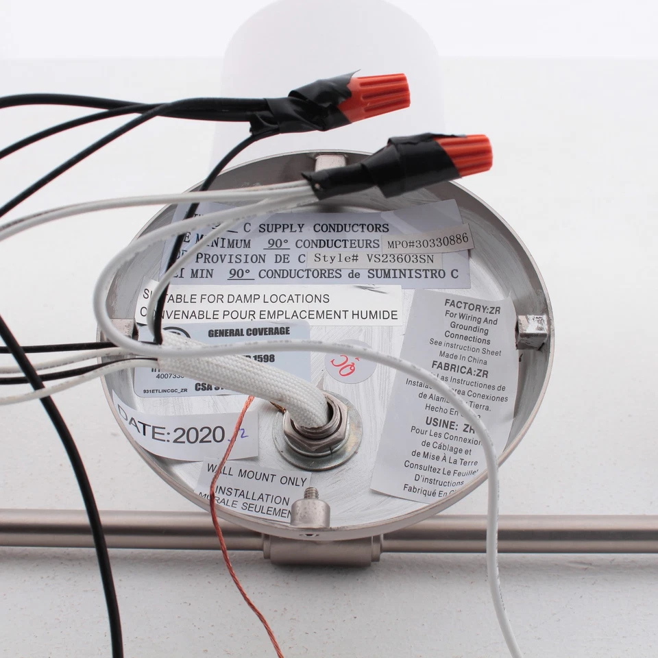 Generation Lighting VS23603SN Jennie 75W accesorio de tocador de 3 luces en níquel satinado Foto 3 de 4