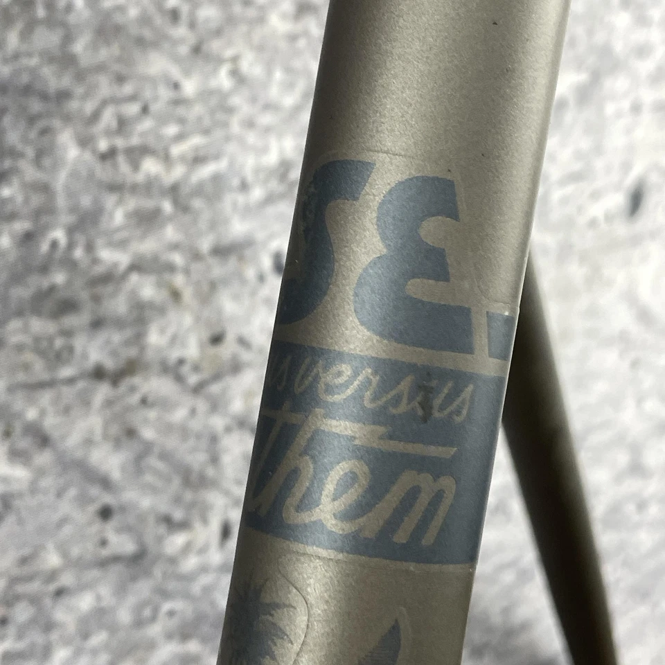 SE 自行车 Big Ripper 29 英寸 BMX 车架 Us vs Them 灰色 Collab Cruiser Fixie 固定 — 第 3/4 张图片
