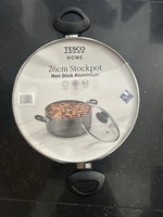 Tesco Home 26cm Non-Stick Aluminium Stockpot with a tempered glass lid