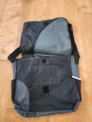 jansport 17 inch broadband computer bag Amazon.com: JanSport Laptop Backpack - Computer Bag with 2 Compartments,  Ergonomic Shoulder Straps, 15 Laptop Sleeve, Haul Handle
