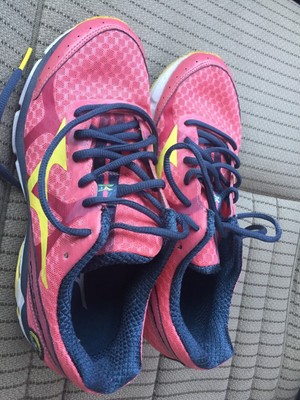 mizuno wave rider 17 orange