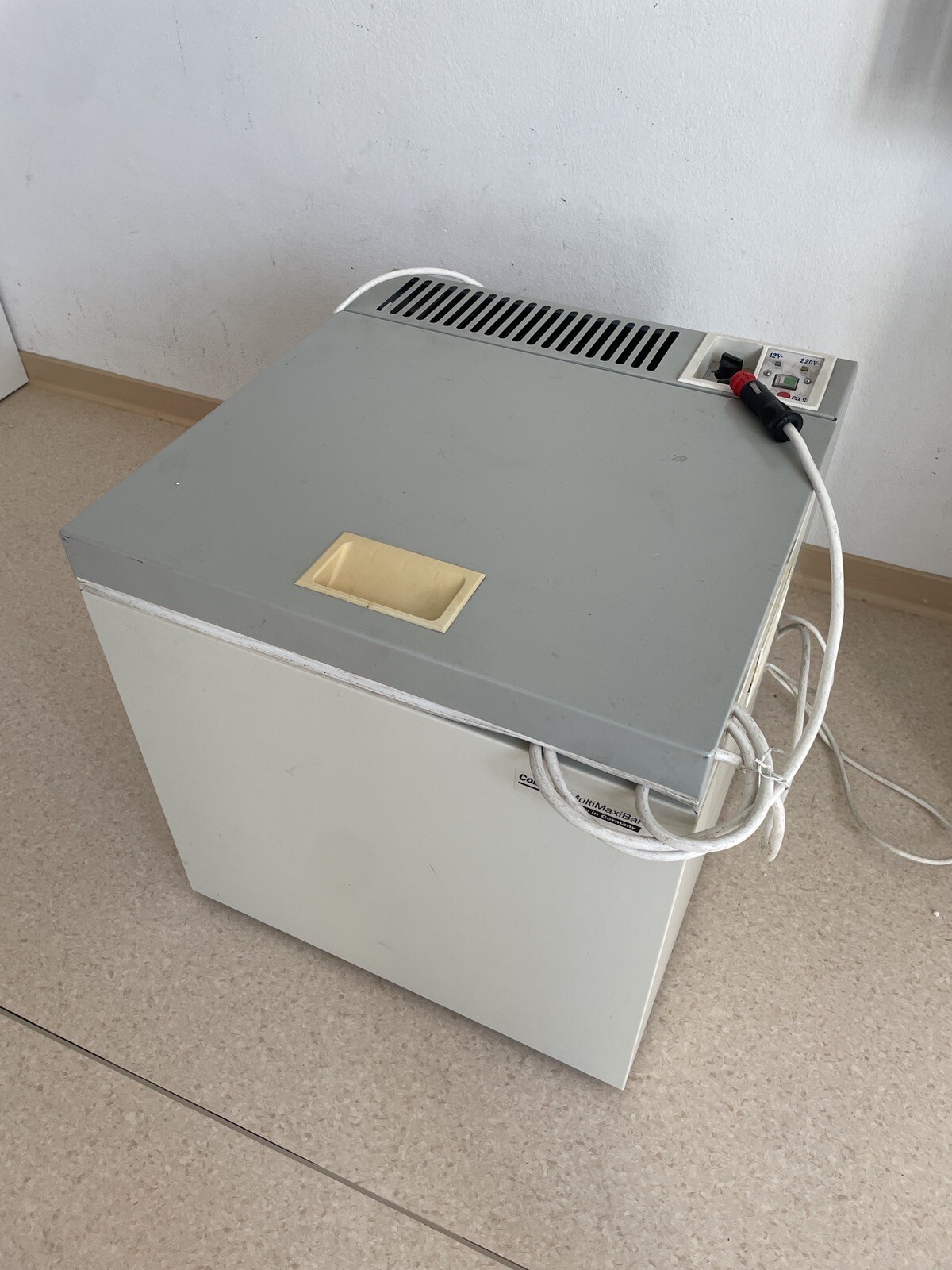 Camping Kuhlschrank 12v 230v Gas Gebraucht