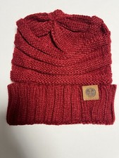 Beanie NEW red knit unisex 200 available no tags