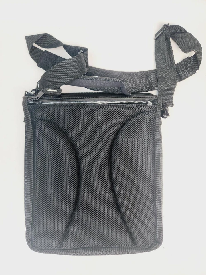 Bolsa de muelle Alesis IO con correa - 16 pulgadas, negra Foto 3 de 4