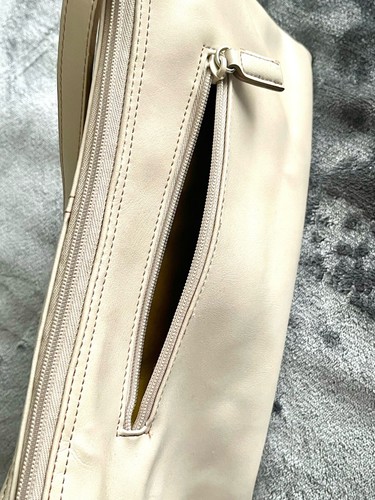Vintage Mondani NY Handbag Simulated Leather Shoulder Bag Purse Bone Ivory Y2K - Picture 5 of 15