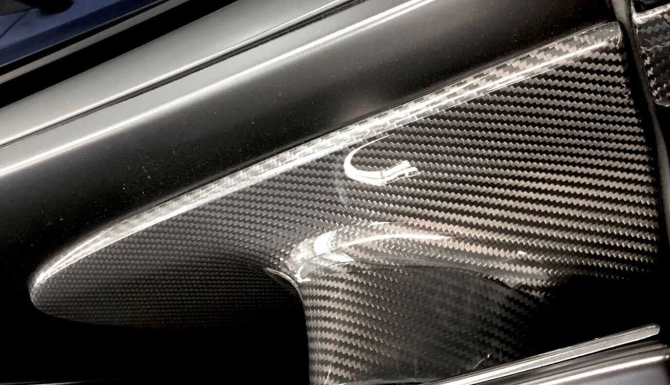 McLaren 720S, 720S Spider, 765LT, 765LT Spider Carbon Fiber Door Handles