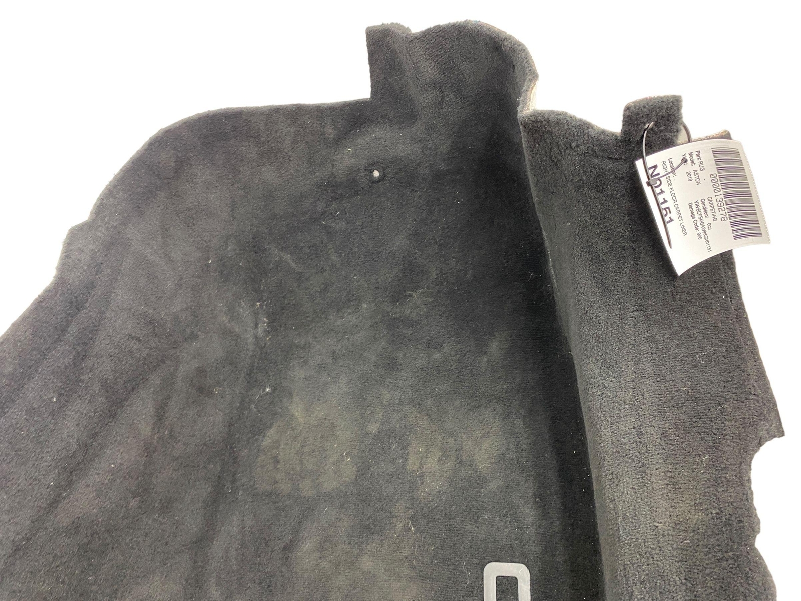 2019 ASTON MARTIN VANTAGE COUPE RIGHT FLOOR CARPET LINER MAT COVER KY63130A13