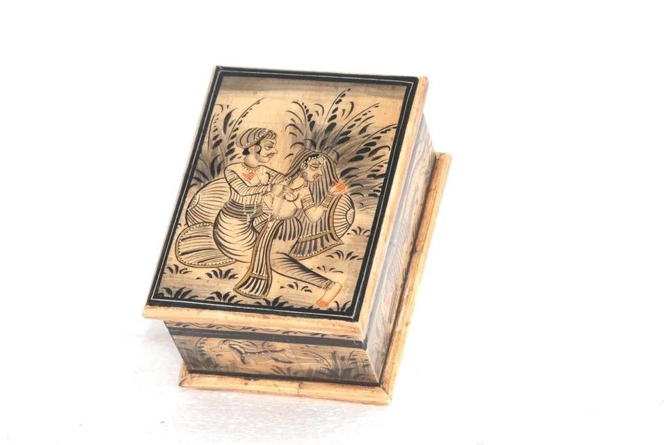 NEW HANDMADE SMALL STORAGE BOX BONE PAINTED HOME DECORATIVE COLLECTIBLE - Image 2 of 4