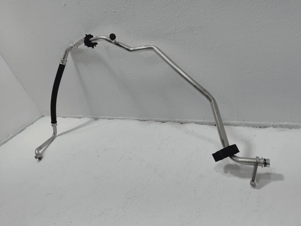 Toyota Camry 2018-2024 2,5 L aire acondicionado manguera de succión tubo OEM Foto 4 de 4