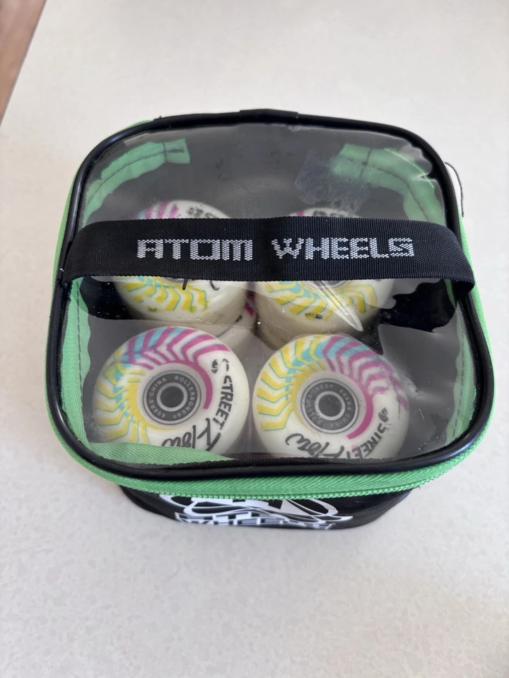 Atom Wheels Atom Tone Skate Wheels 8 Pack pink yellow Rollerbones & Skateboard - Image 2 of 4