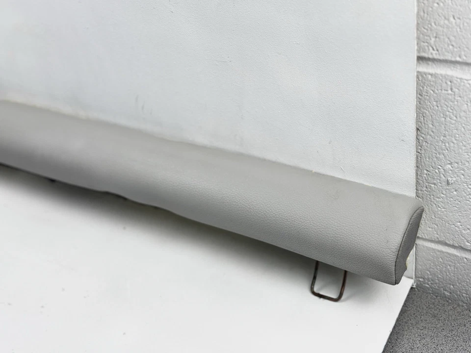 2008-2014 MERCEDES-BENZ C300 - REAR Lower SEAT Bench Cushion Spacer /TRIM - Image 4 of 4