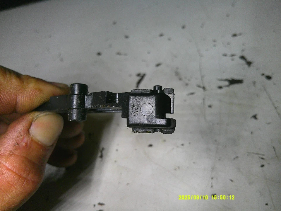 Soporte techo corredizo derecho 1407820267 94-98 Mercedes Benz W140 S500 S600 S320 Foto 2 de 4