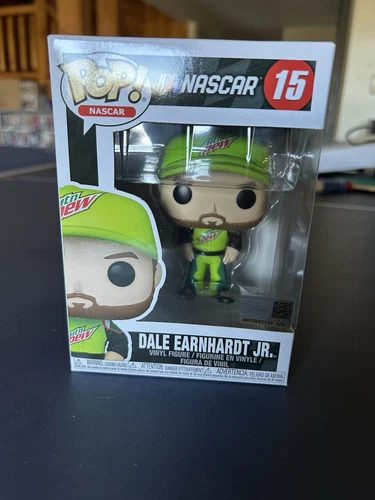 Funko Pop! Vinyl: NASCAR #15 Dale Earnhardt Jr.