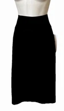 Women’s Slim Fit Midi Black Skirt Size Medium