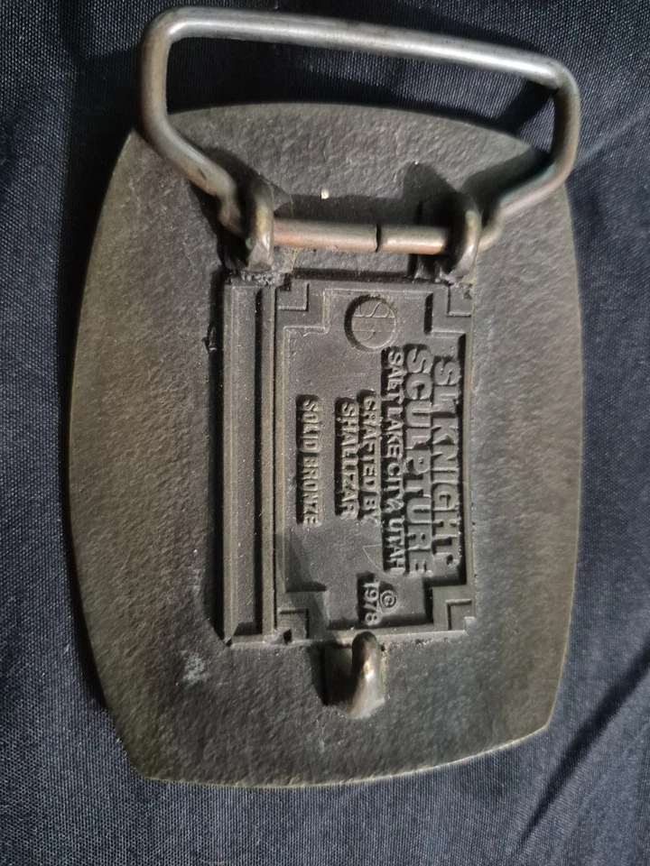 Hebilla de cinturón de caza de pato de bronce macizo Steven L Knight 1978 vintage SLK Shallizar Foto 2 de 2