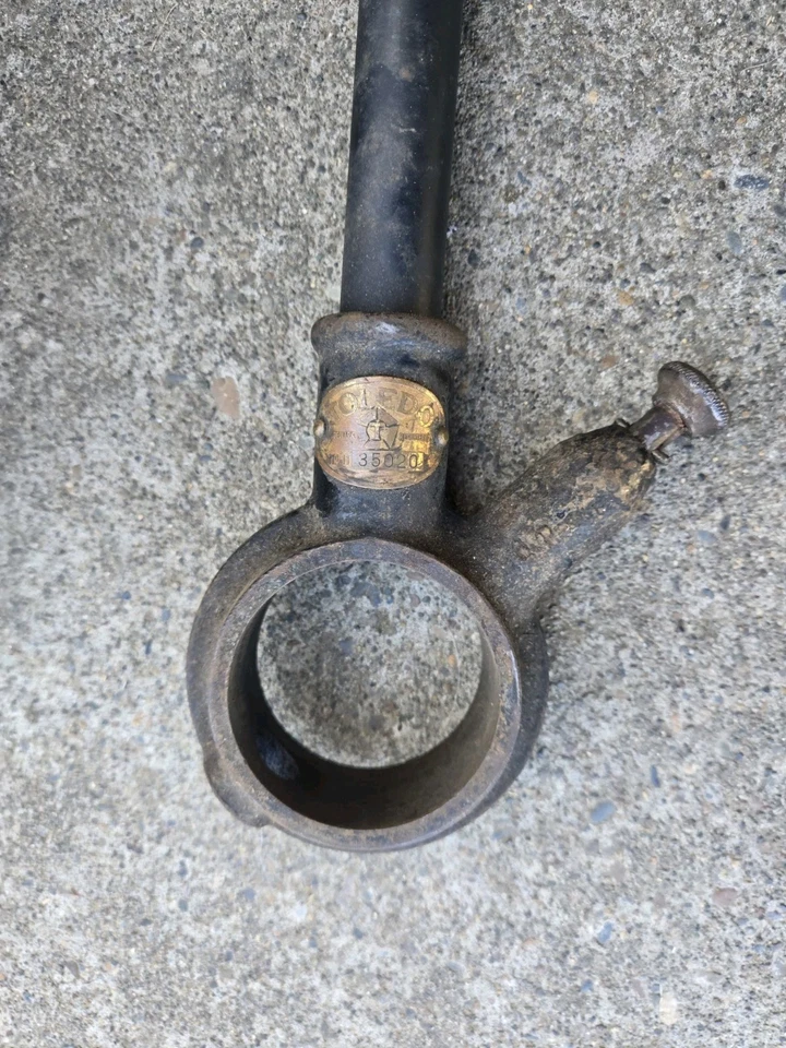 VTG Toledo Pipe Threading Machine 4 Dies 1 Ratchet Head 3/4” 1/2” 1" And 1 1/4" - Image 3 of 4