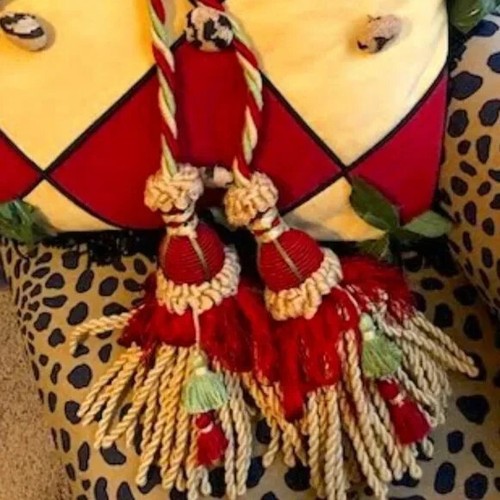 Pair of Beautiful LG Double Tassel Rope Tiebacks Red Gold Green - Picture 3 of 4