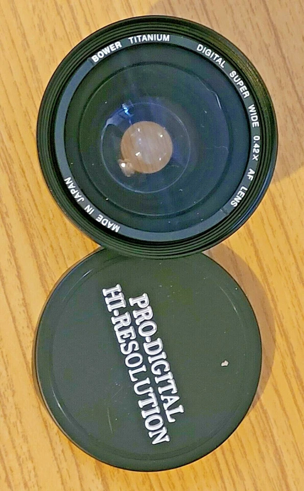 Vintage Titanium Super Wide Macro Lens 0.42 X AF Made in Japan, excellent cond. - Image 3 of 4