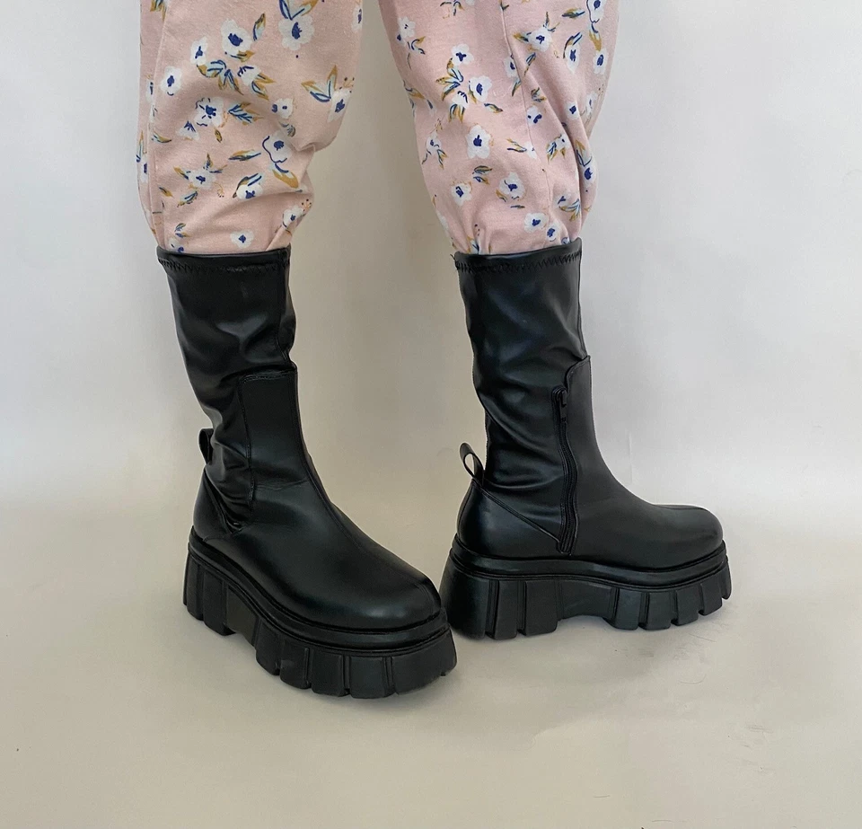 Botas de plataforma negras de media pantorrilla para mujer talla 9 Foto 4 de 4