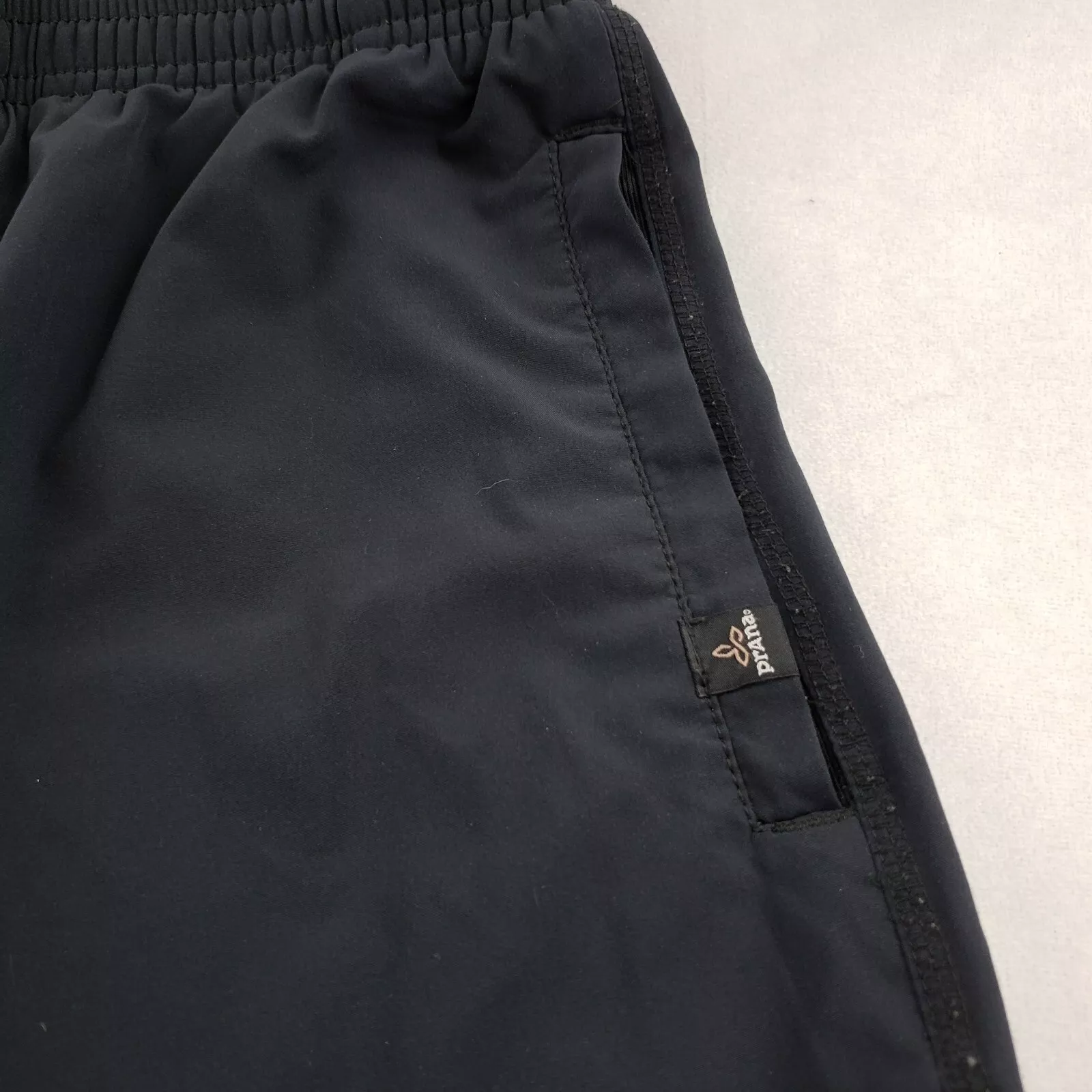 prana athletic outdoors lightweight elastic waist zip pockets stretch pants