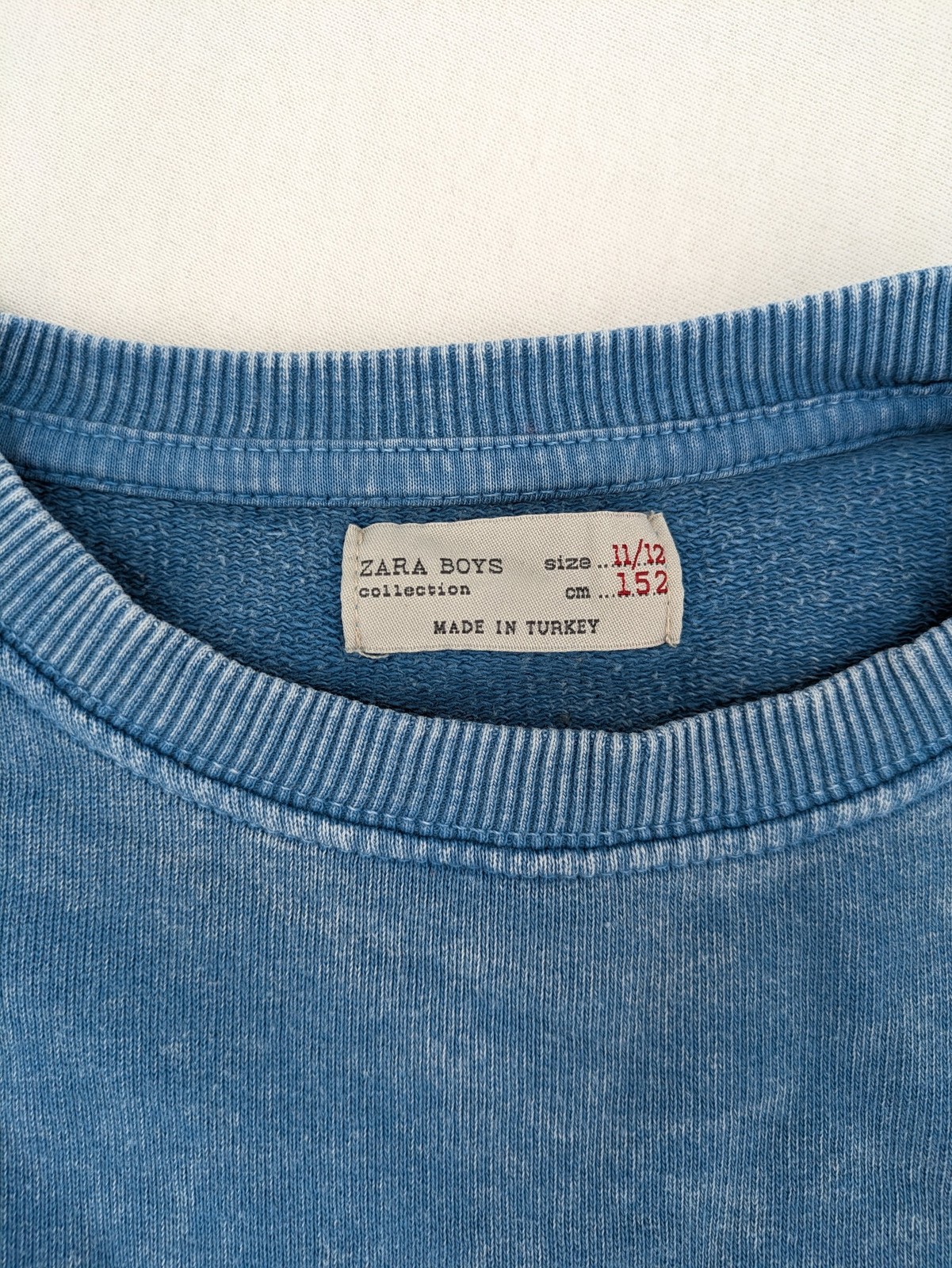Zara Jungen Sweatshirt Pullover Gr 152 Blau Distressed Patches Langarm Grafik image 4