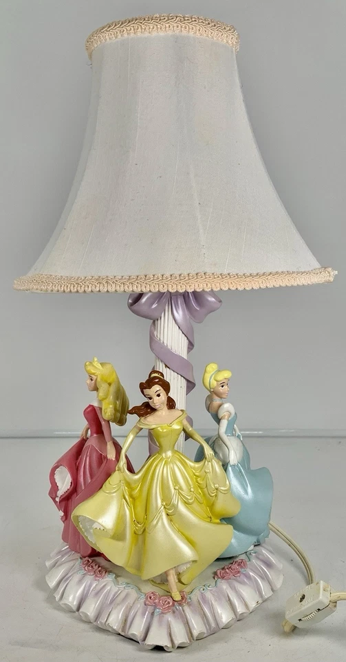 DIsney Princess Lamp Vintage Hampton Bay Lamp Disney Store With Shade WORKS - Image 4 of 4