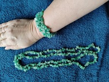 Avon Green Jade Asymmetrical Stone Long Necklace  & Stretch Bracelet