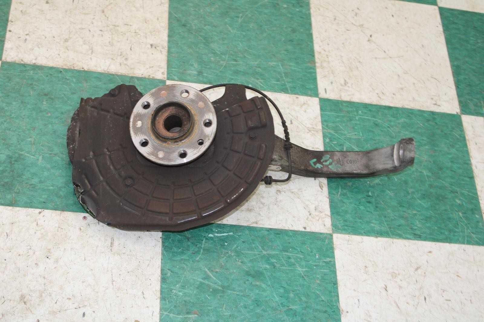 14-17 Ghibli LF LH Left Driver Side Front Spindle Knuckle Hub Factory OEM OE WTY