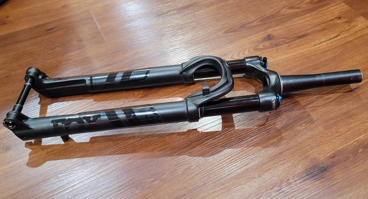 Fox 1 1/8 in-Threadless Suspension Travel 100 mm Bicycle Forks for