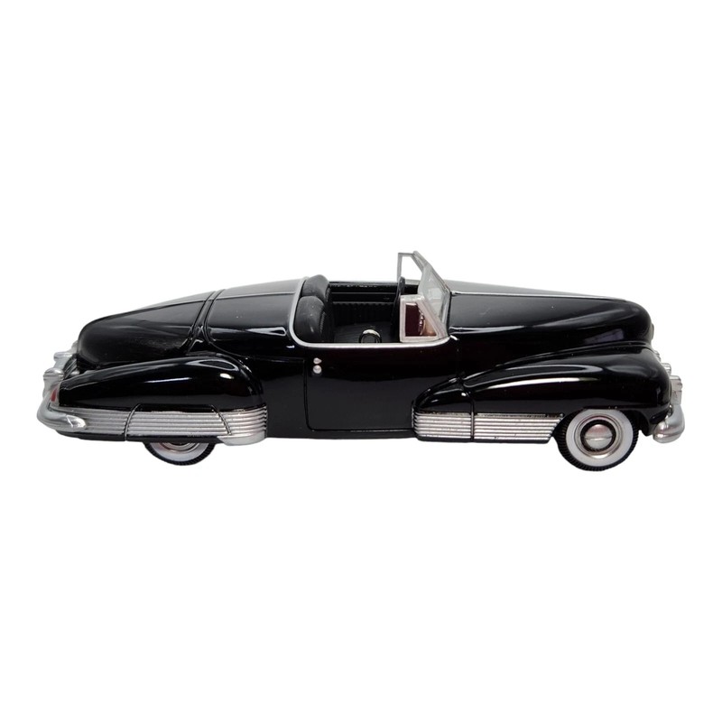 Hallmark 2018 Series Ornament Legendary Concept Cars ~ 1938 Buick