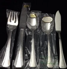Reed & Barton Miro Stainless Group of 5 Assorted Flatware Pieces