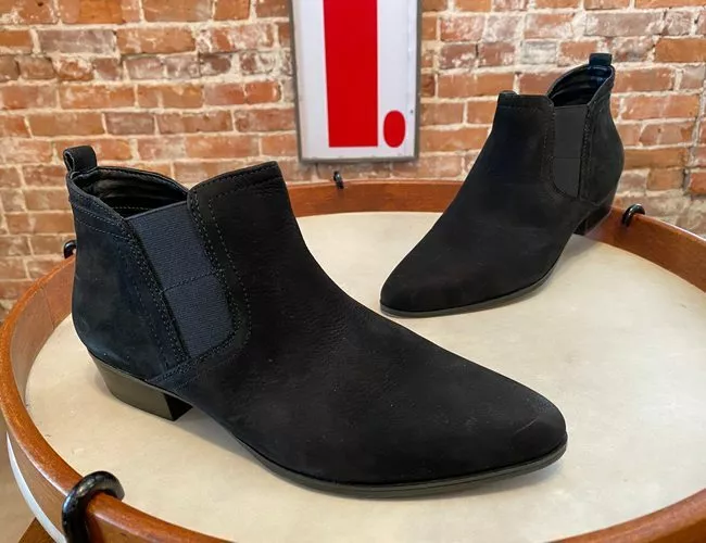 Naturalizer becca hotsell leather bootie