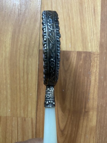 Gebrauchter, Vintage, chinesischer Hand-, Kosmetik-/Handtaschenspiegel emailliert, Jadegriff - Bild 9 von 12