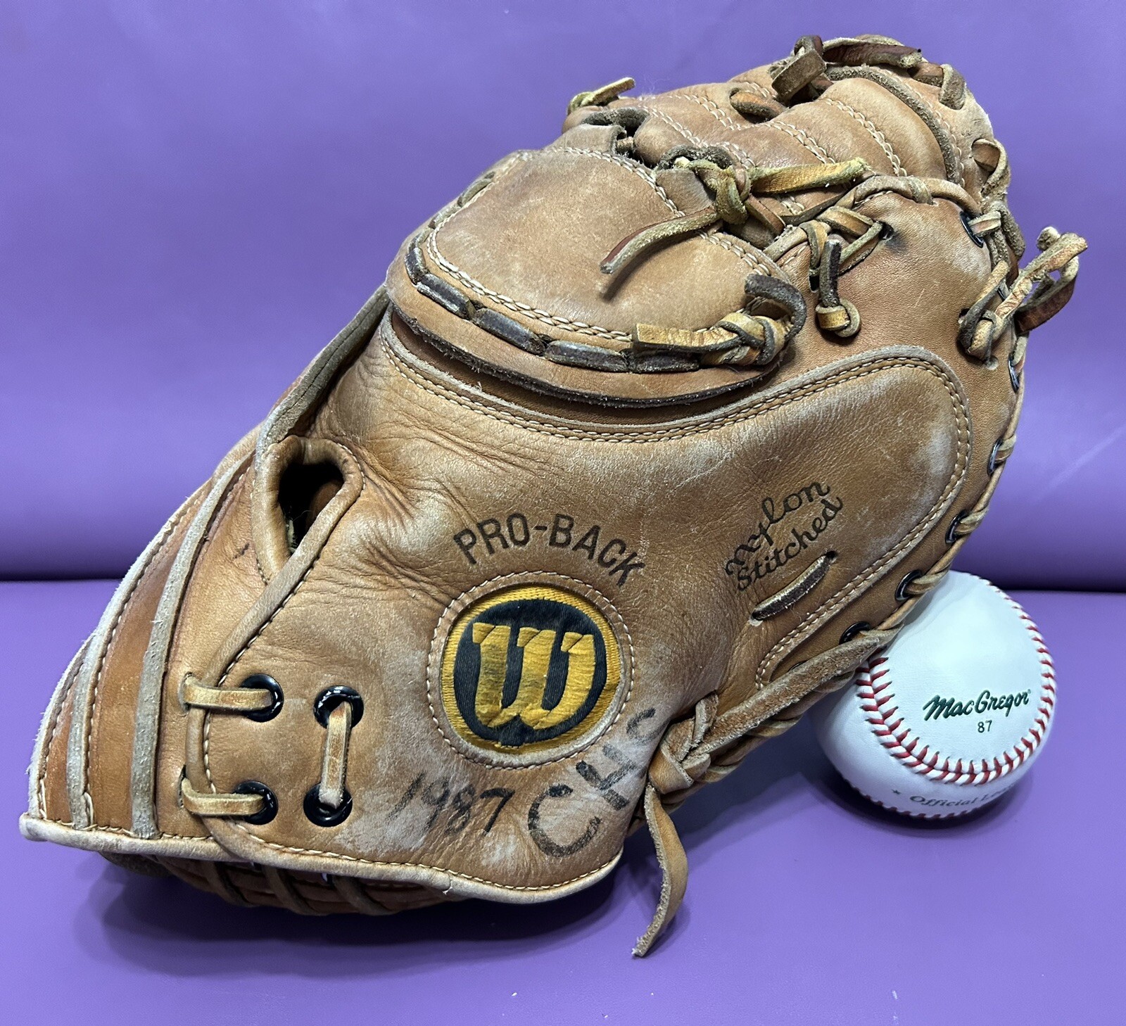 CLASSIC Wilson catchers mitt A2403 A2000 Made in Japan baseball glove