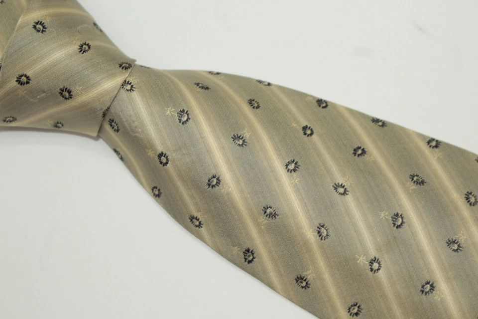 Corbata de seda HUGO BOSS hecha en Italia F68742 Foto 3 de 4