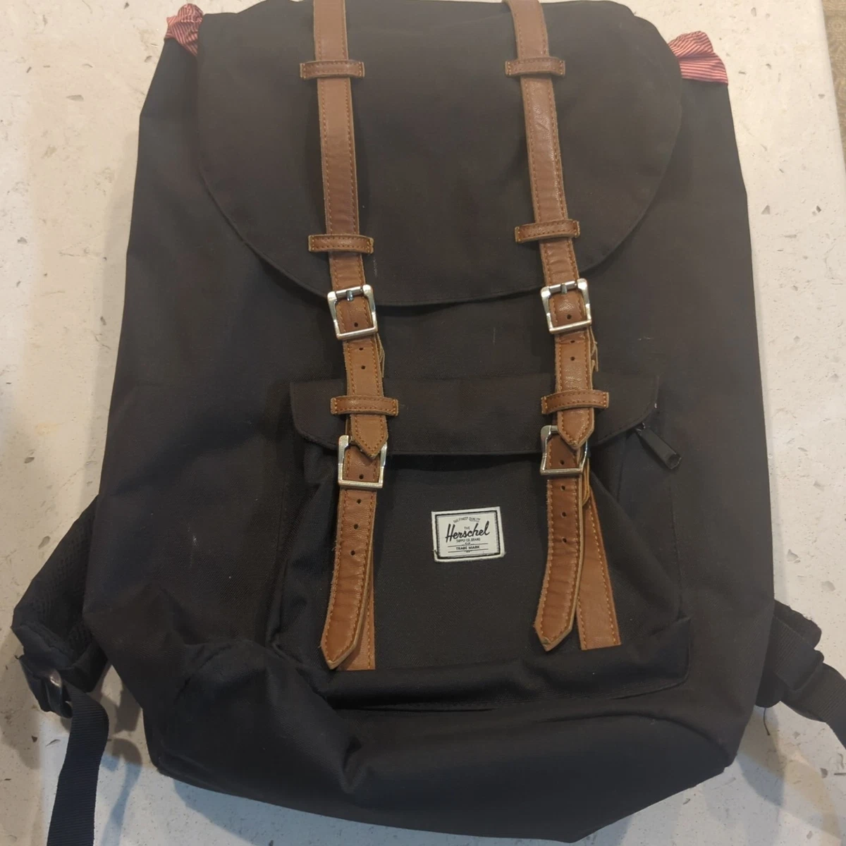 Herschel top bag strap
