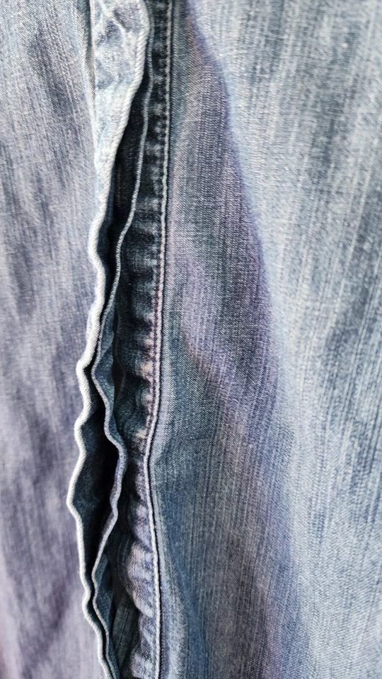 Liz Claiborne Womens Shirt Size: LT Vintage Denim Lyocell Cotton Linen Henley - Image 4 of 4