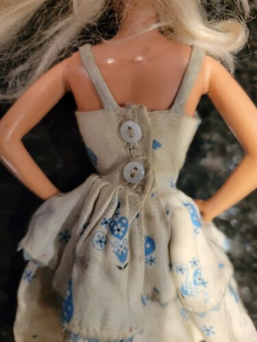 Bambola Barbie 1966, RARA VINTAGE RETRÒ VECCHIA MATTEL BIONDA CAPELLI LUNGHI OCCHI BLU - Foto 7 di 9